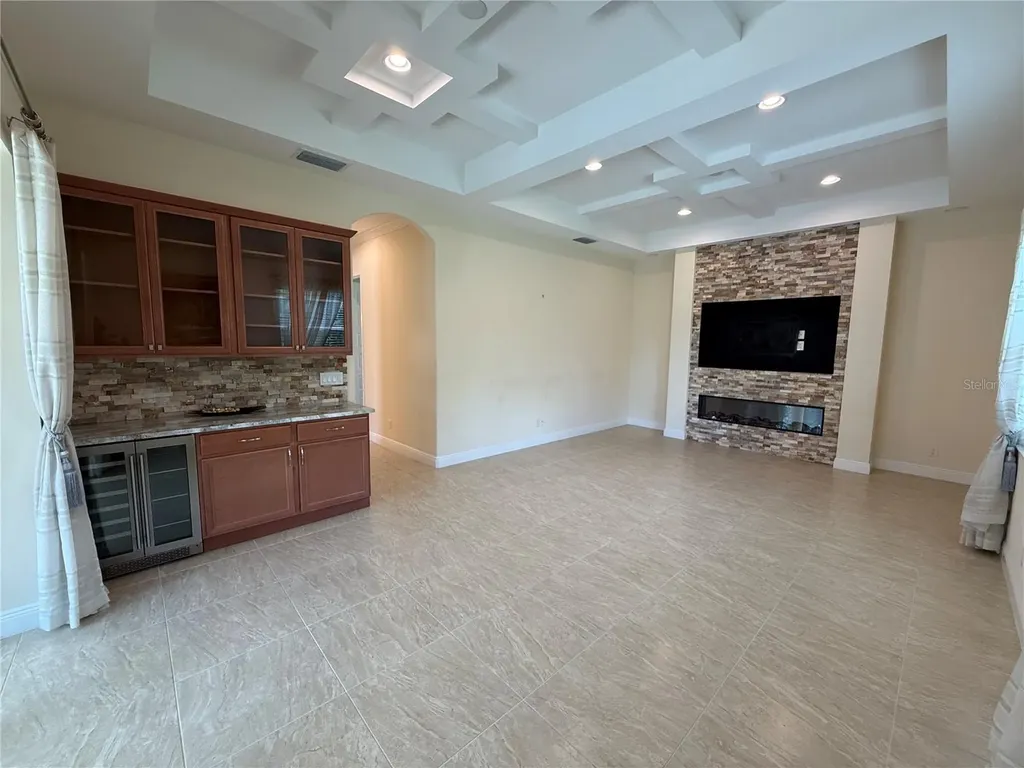 16005 42nd Glen E Parrish FL 34219