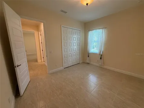 16005 42nd Glen E Parrish FL 34219