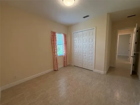 16005 42nd Glen E Parrish FL 34219