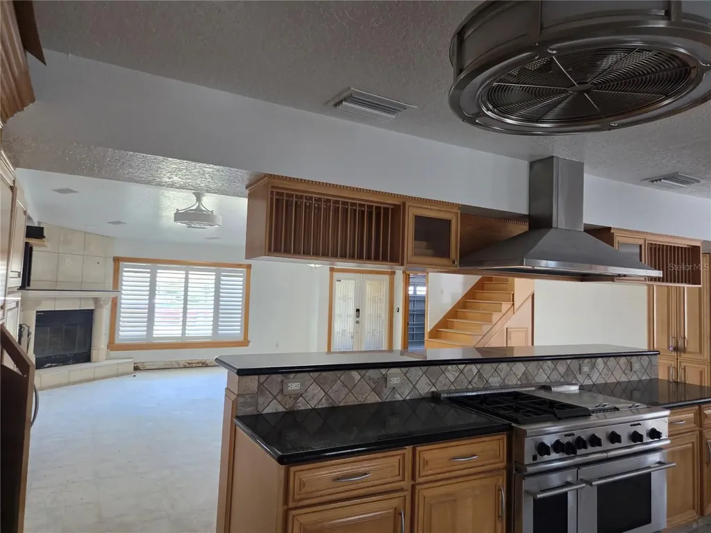 1416 49th Avenue NE St Petersburg FL 33703
