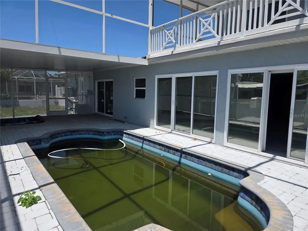 1416 49th Avenue NE St Petersburg FL 33703
