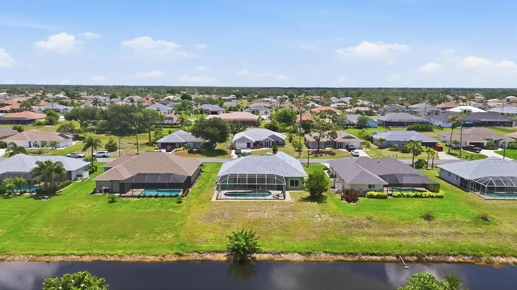 206 Mariner Lane Rotonda West FL 33947