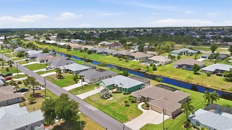 206 Mariner Lane Rotonda West FL 33947