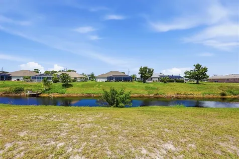 206 Mariner Lane Rotonda West FL 33947