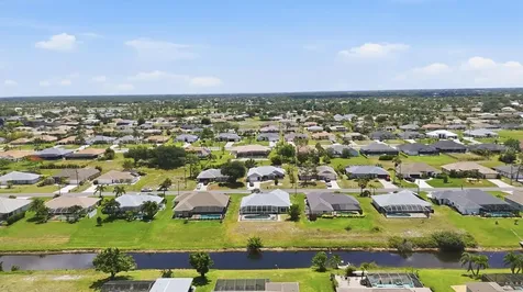 206 Mariner Lane Rotonda West FL 33947