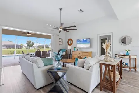 206 Mariner Lane Rotonda West FL 33947