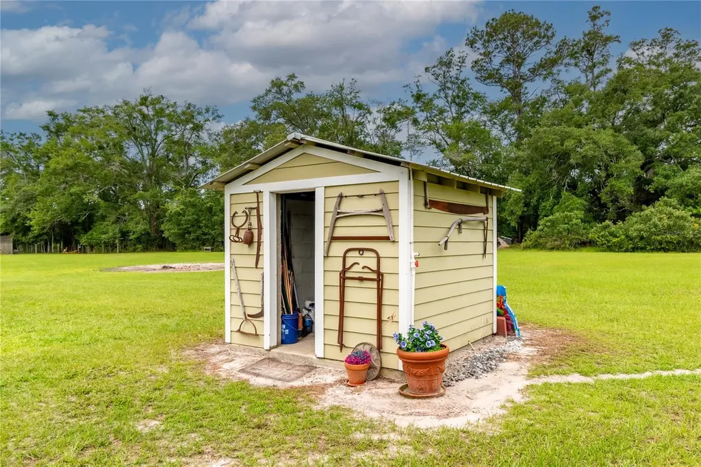 11990 156th Street Mc Alpin FL 32062