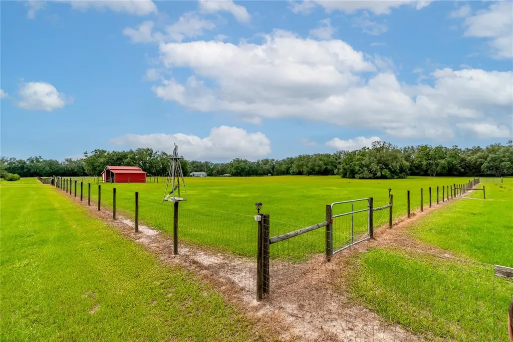 11990 156th Street Mc Alpin FL 32062