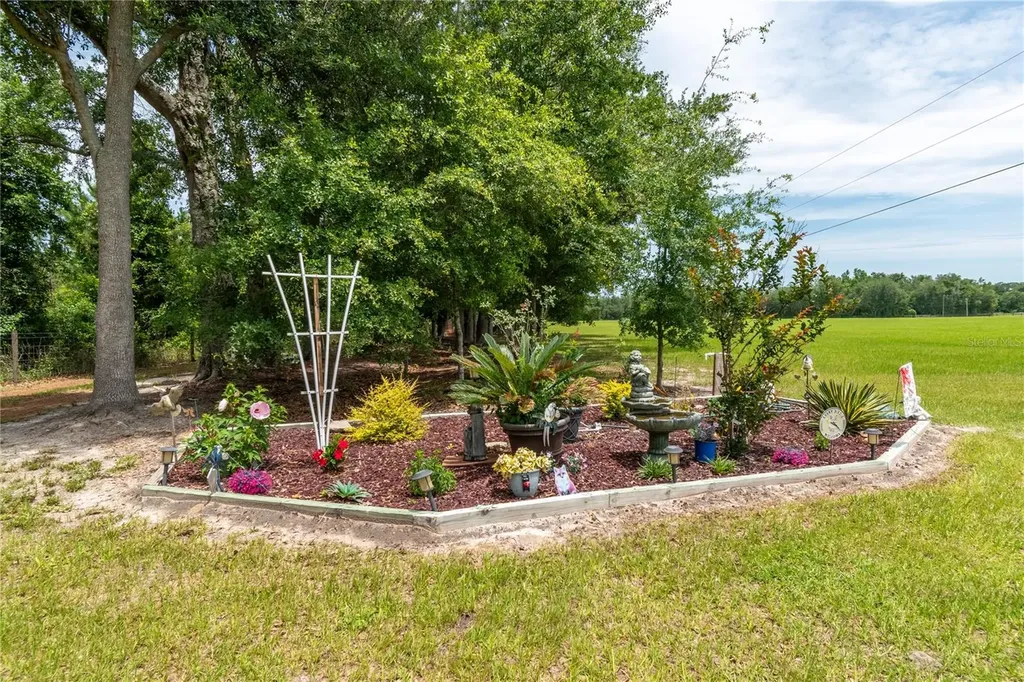 11990 156th Street Mc Alpin FL 32062