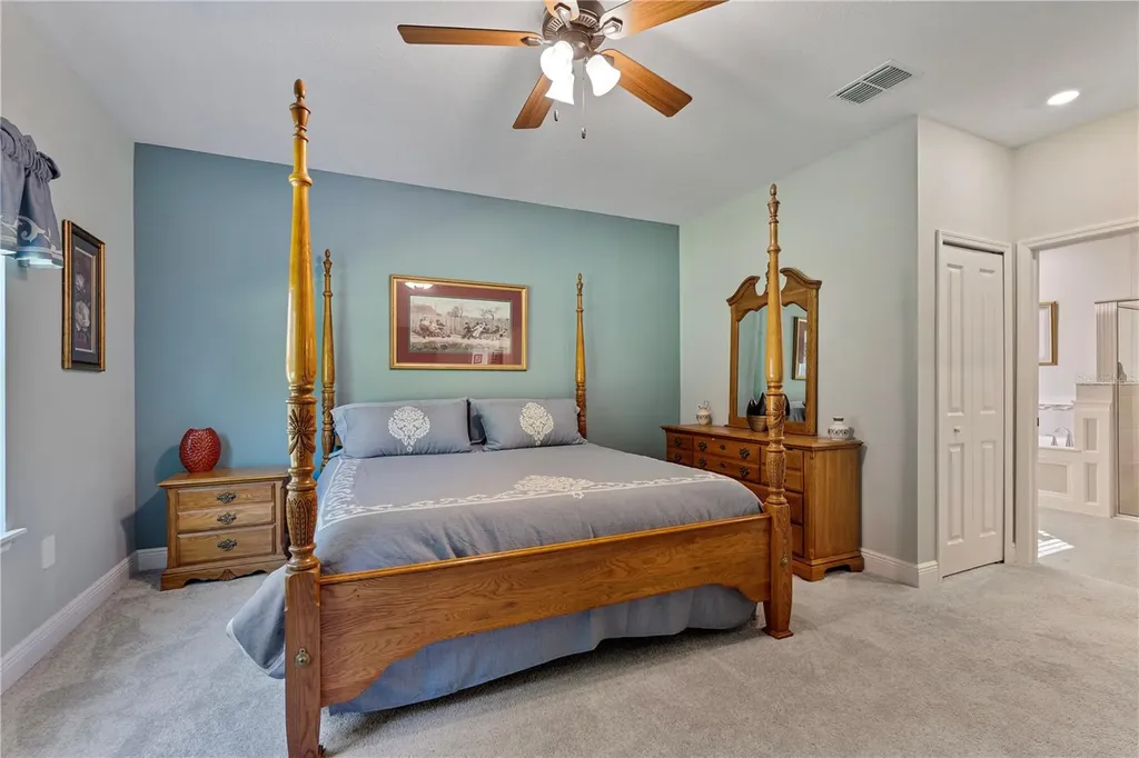 19643 SW 79th Place Dunnellon FL 34432