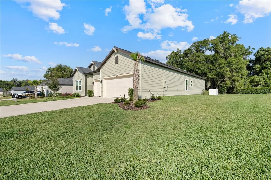 19643 SW 79th Place Dunnellon FL 34432
