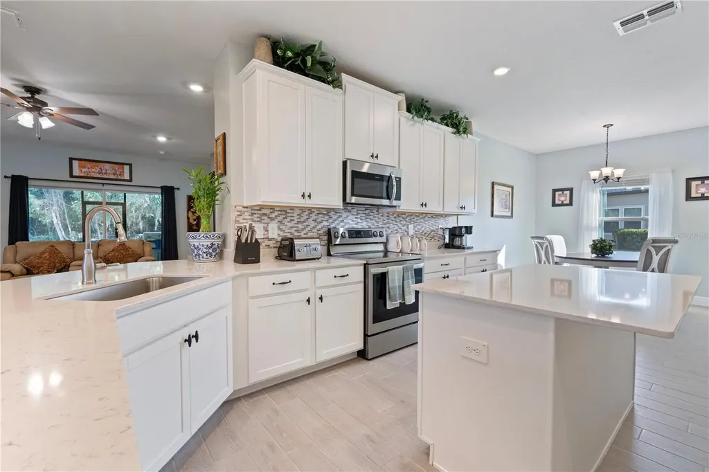 19643 SW 79th Place Dunnellon FL 34432