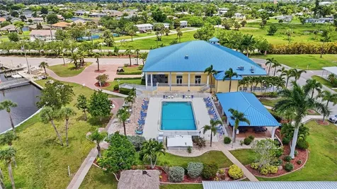 19 Holland Drive Punta Gorda FL 33950