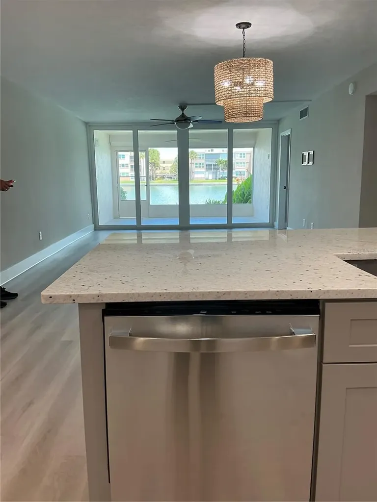 7645 Sun Island Drive S South Pasadena FL 33707