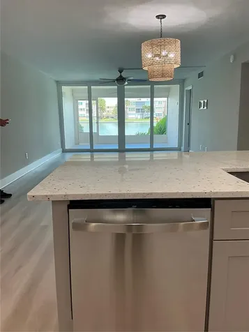 7645 Sun Island Drive S South Pasadena FL 33707