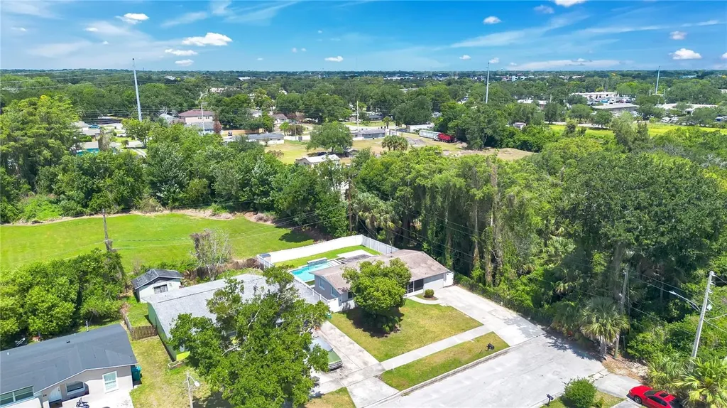 4 Channing Avenue Orlando FL 32811