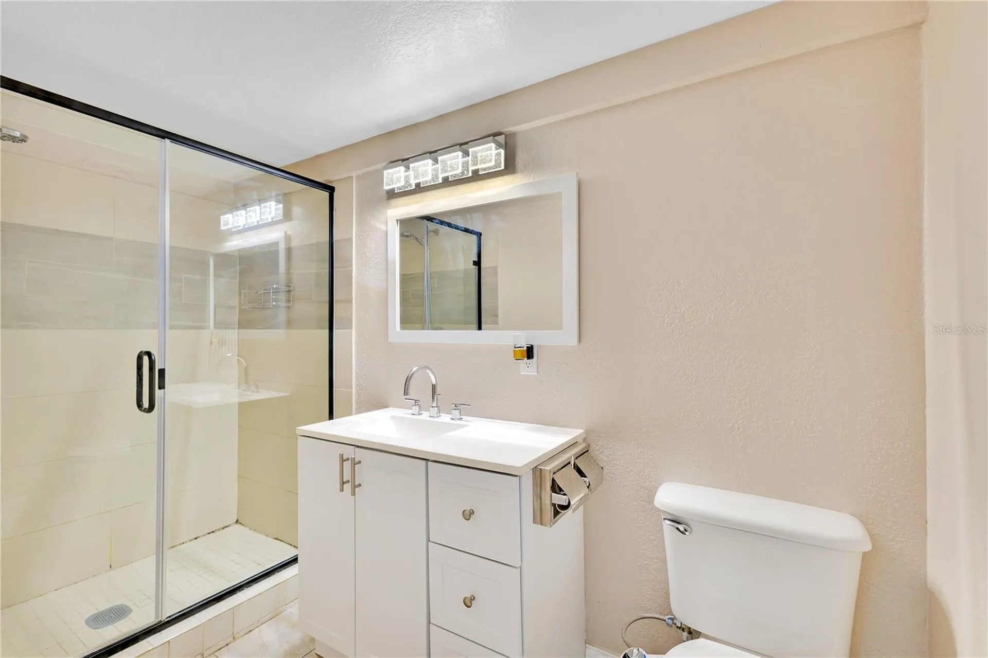 4 Channing Avenue Orlando FL 32811