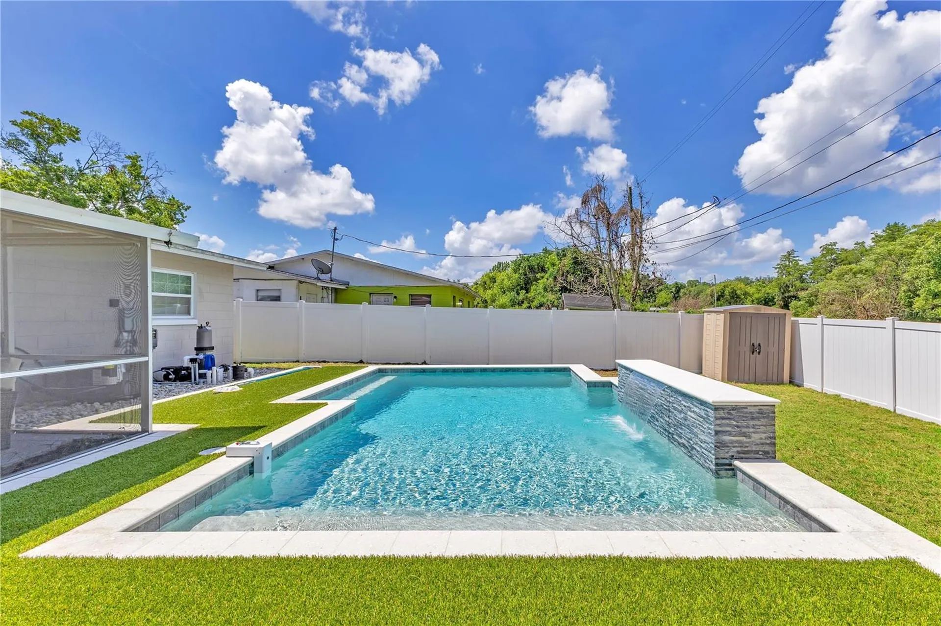 4 Channing Avenue Orlando FL 32811