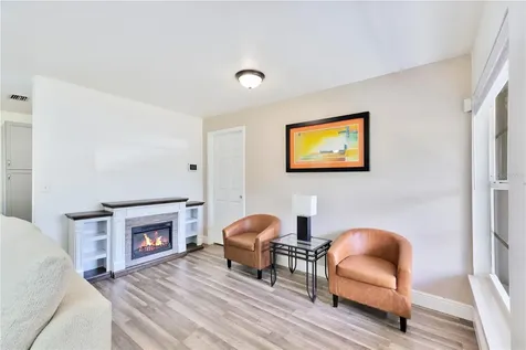 4 Channing Avenue Orlando FL 32811