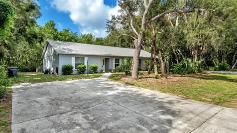 3220 Courtney Drive Lake Wales FL 33898