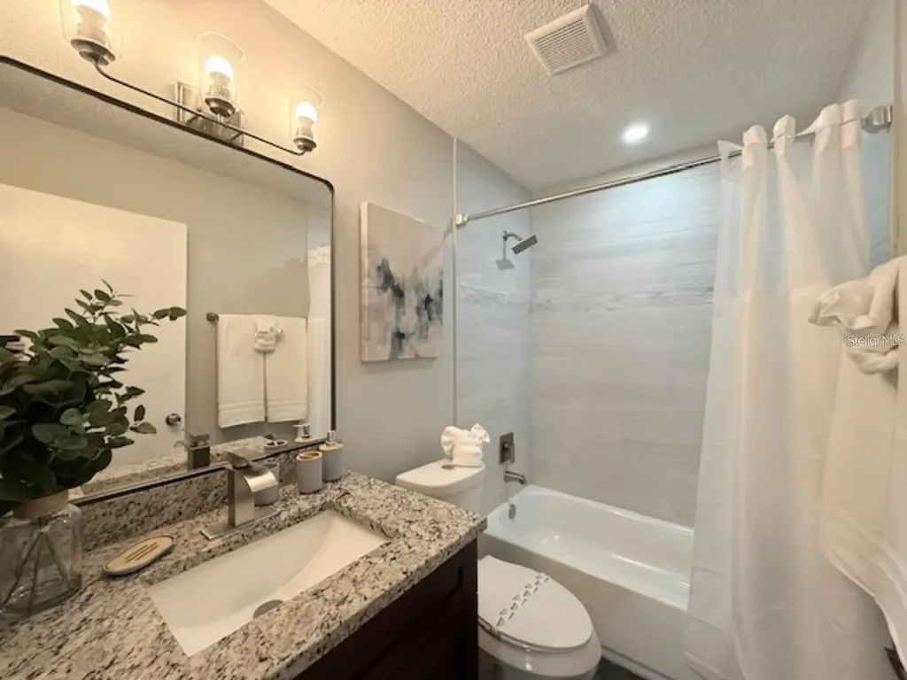 332 Avenue D SE Winter Haven FL 33880