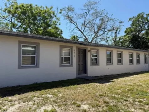 332 Avenue D SE Winter Haven FL 33880