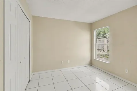 1040 Pineview Court Apopka FL 32712