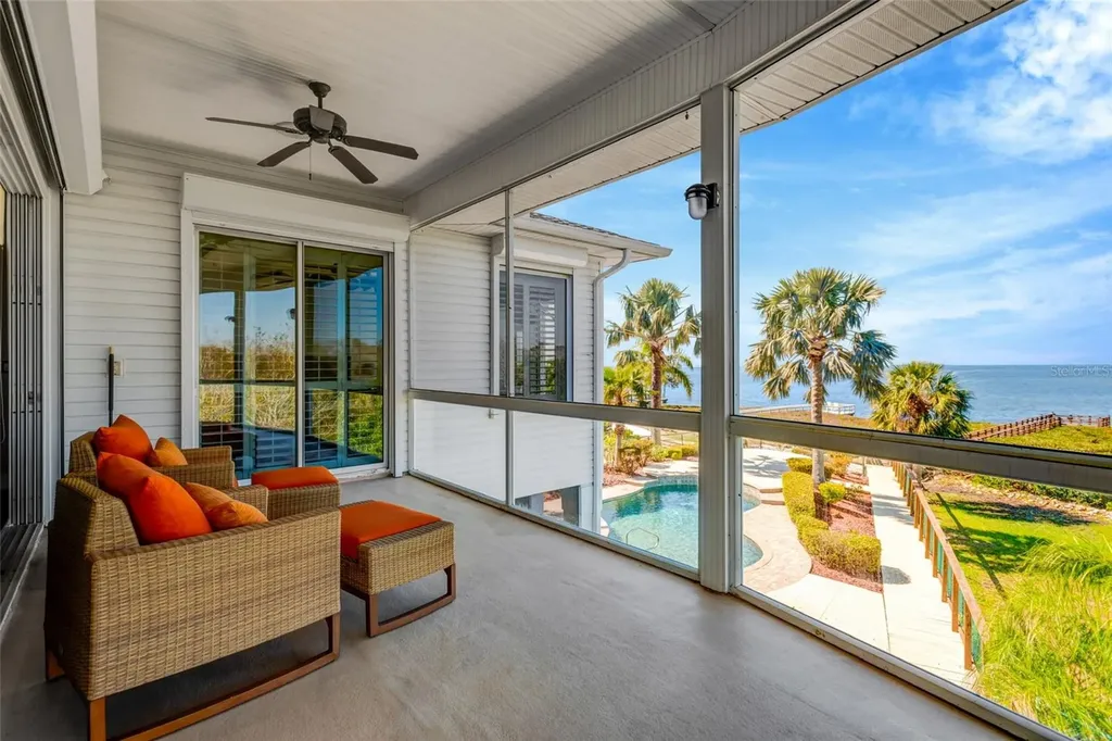 511 Seaview Drive Tarpon Springs FL 34689