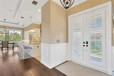 511 Seaview Drive Tarpon Springs FL 34689