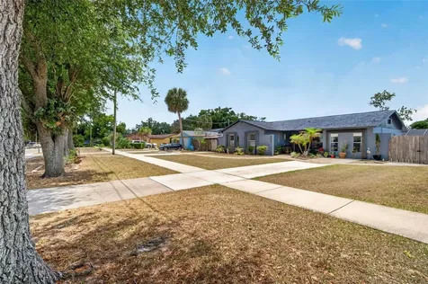 308 N Miller Road Valrico FL 33594