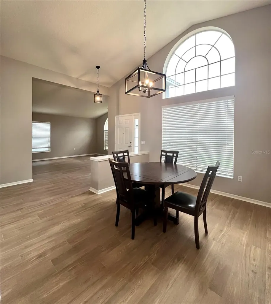18564 Kingbird Drive Lutz FL 33558