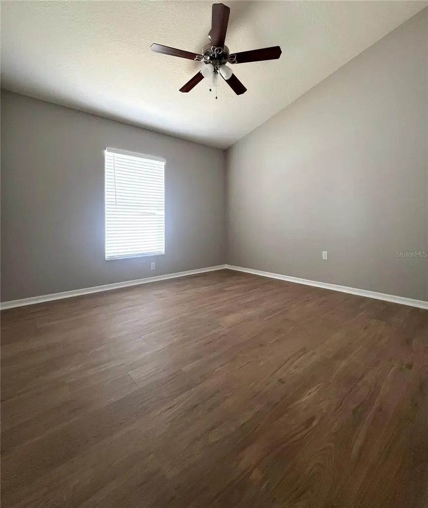 18564 Kingbird Drive Lutz FL 33558