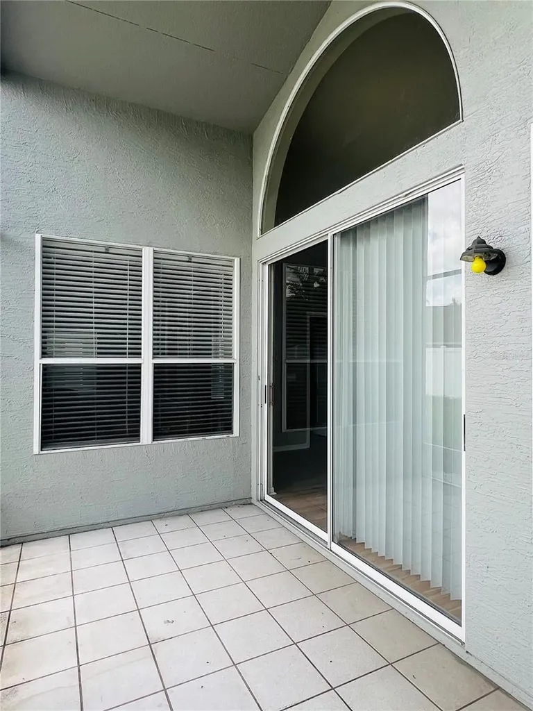 18564 Kingbird Drive Lutz FL 33558