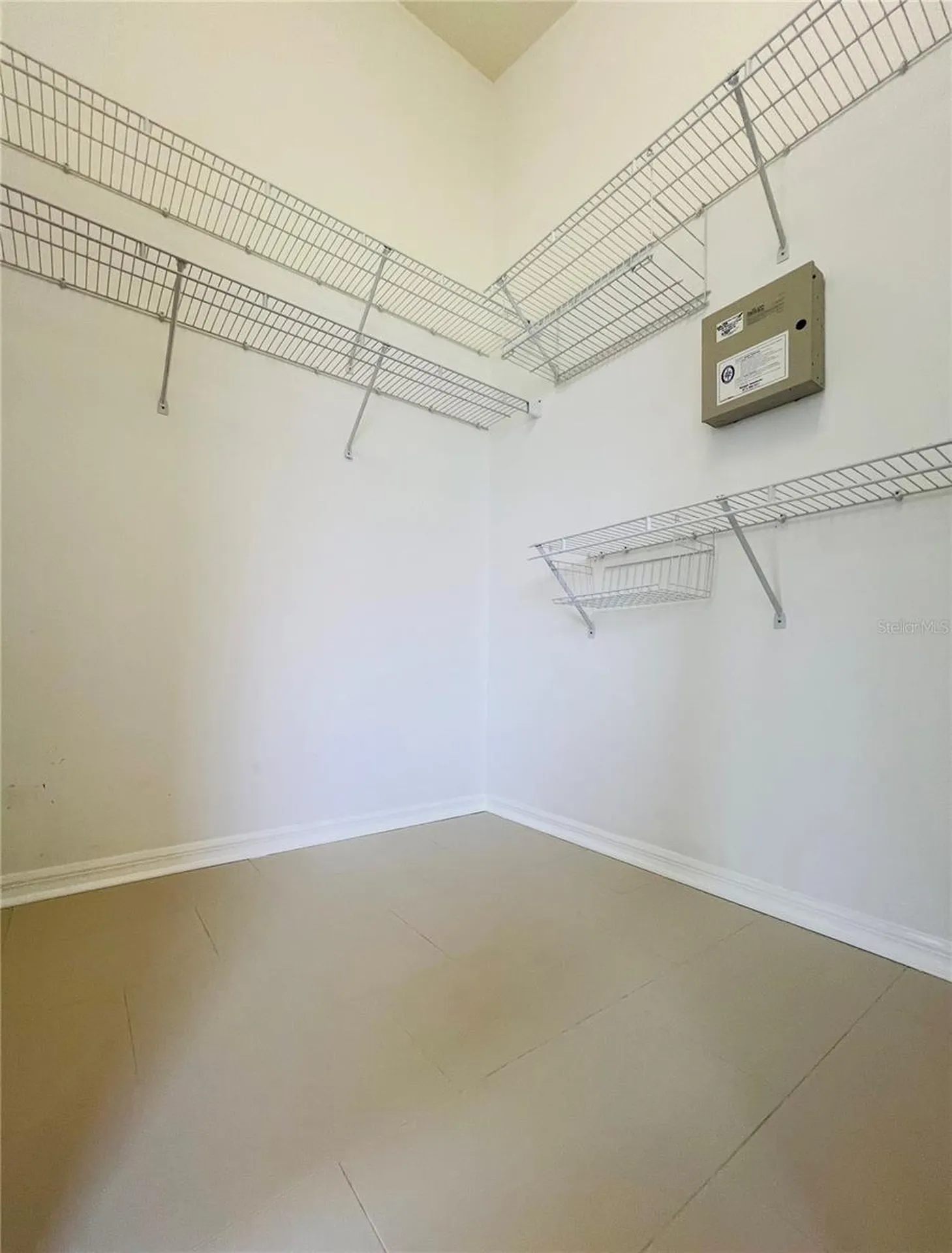 18564 Kingbird Drive Lutz FL 33558