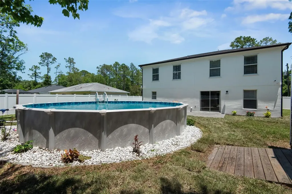 14 Llewellyn Trail Palm Coast FL 32164
