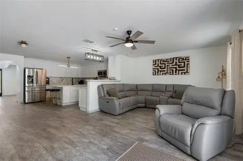 14 Llewellyn Trail Palm Coast FL 32164