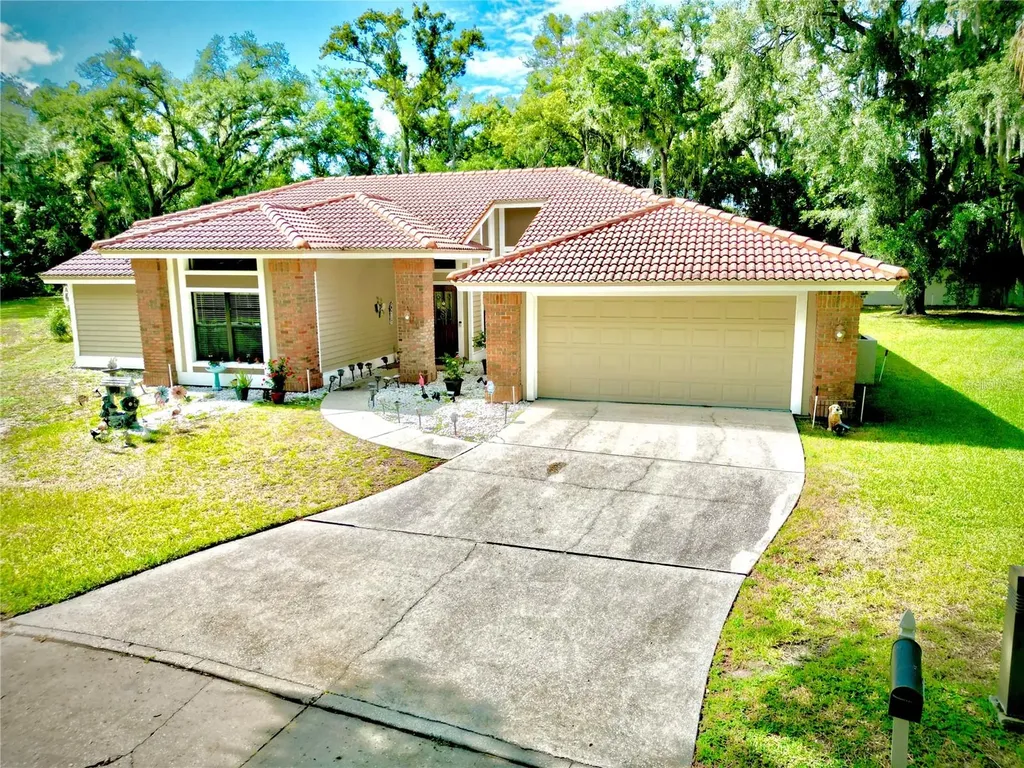 5455 Pine Bark Lane Wesley Chapel FL 33543