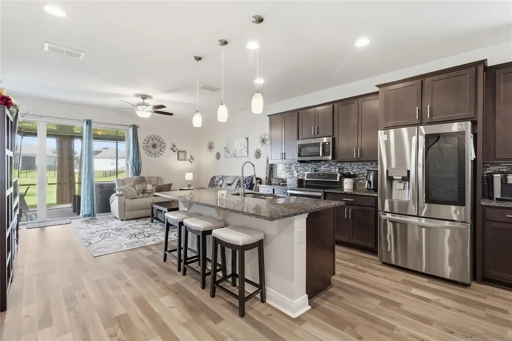 168 Summershore Drive Auburndale FL 33823