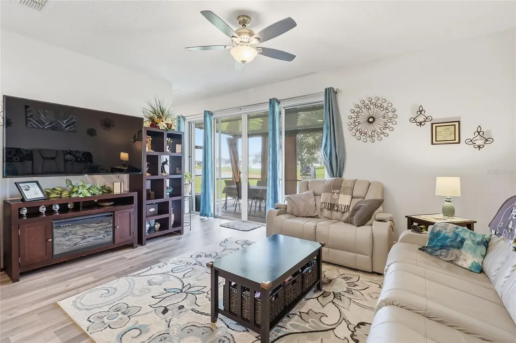 168 Summershore Drive Auburndale FL 33823