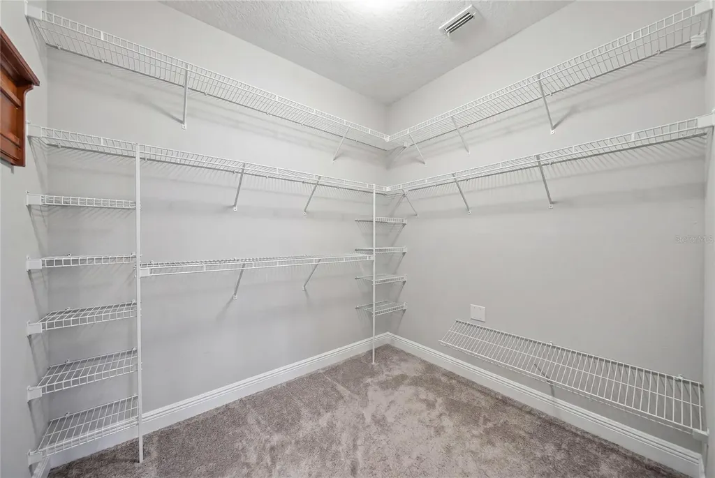 168 Summershore Drive Auburndale FL 33823