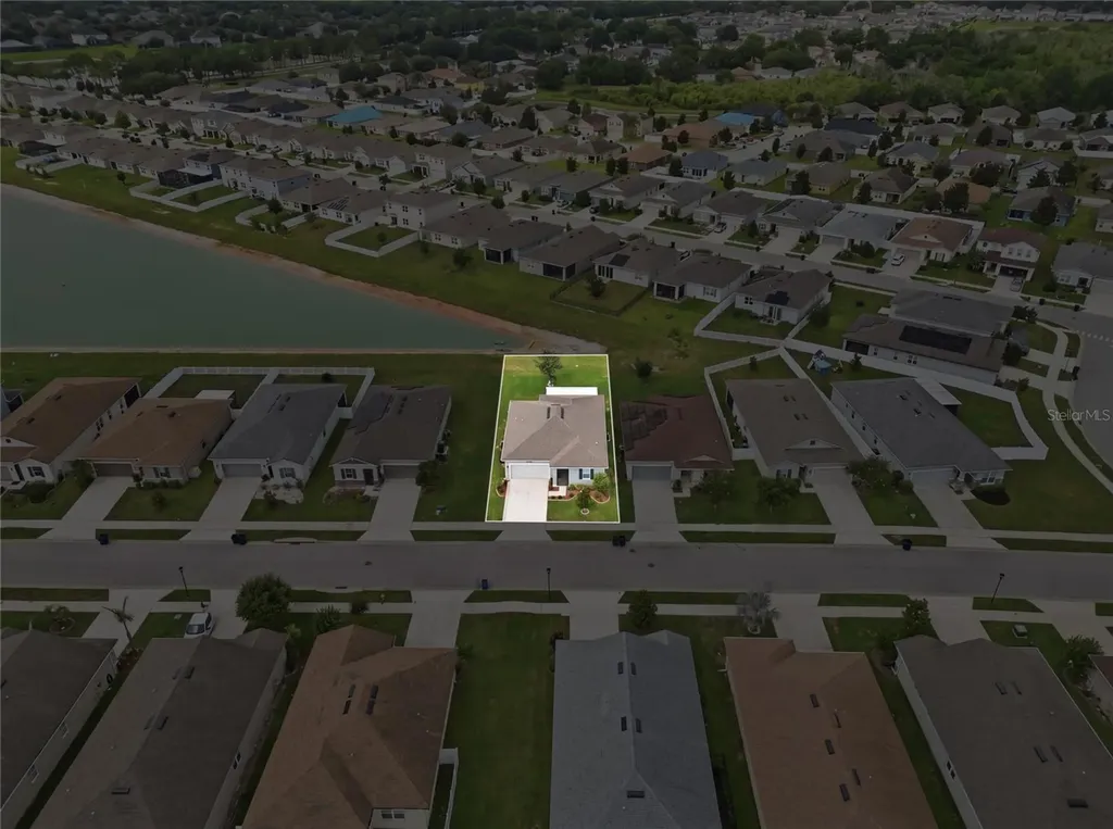 168 Summershore Drive Auburndale FL 33823