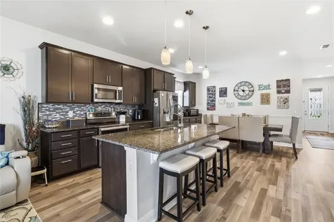 168 Summershore Drive Auburndale FL 33823