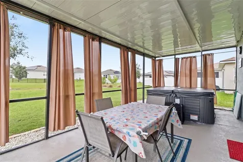 168 Summershore Drive Auburndale FL 33823