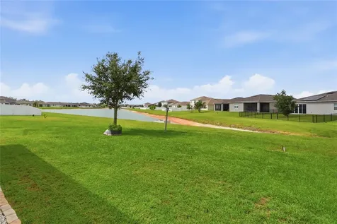 168 Summershore Drive Auburndale FL 33823