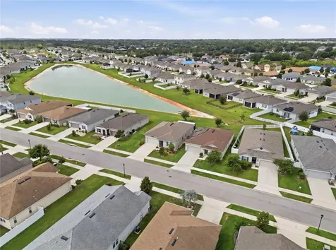 168 Summershore Drive Auburndale FL 33823