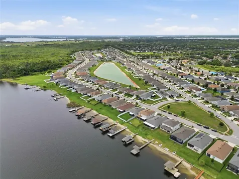 168 Summershore Drive Auburndale FL 33823