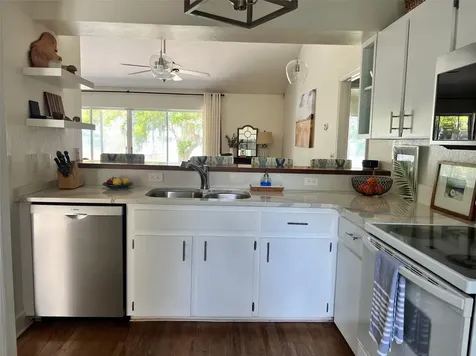 12595 SE Sunset Harbor Road Weirsdale FL 32195