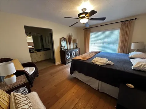 12595 SE Sunset Harbor Road Weirsdale FL 32195