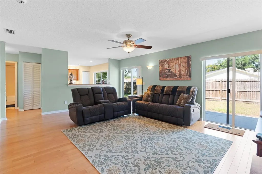 802 Smith Bay Drive Brandon FL 33510