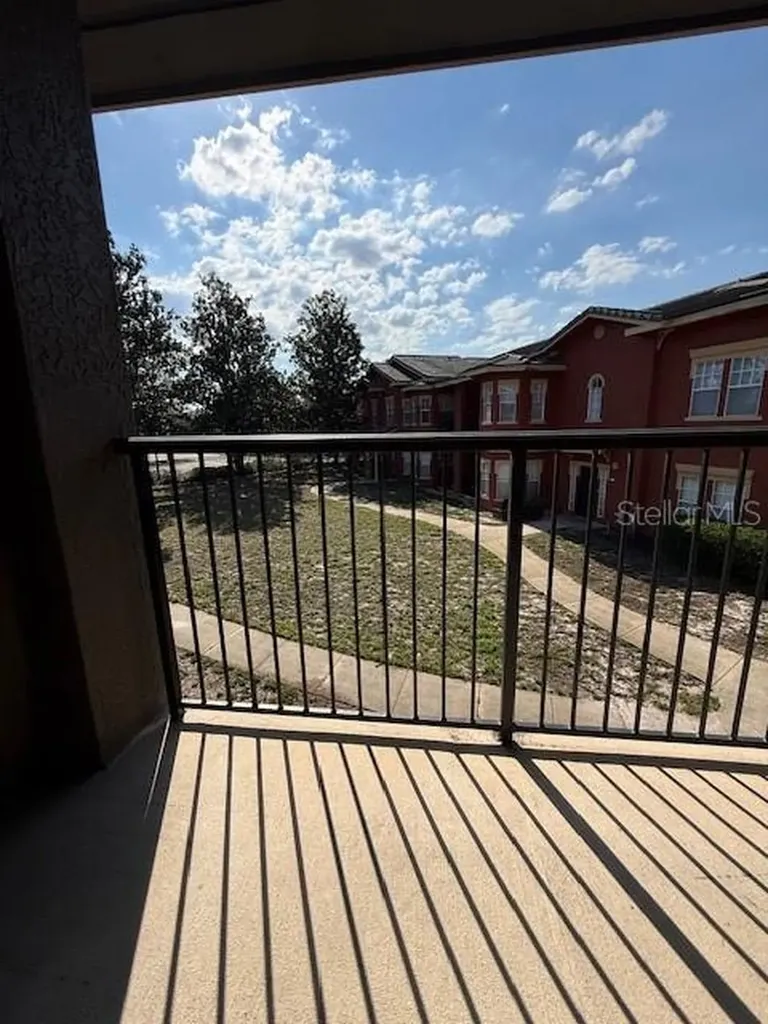 150 Villa Di Este Terrace Lake Mary FL 32746